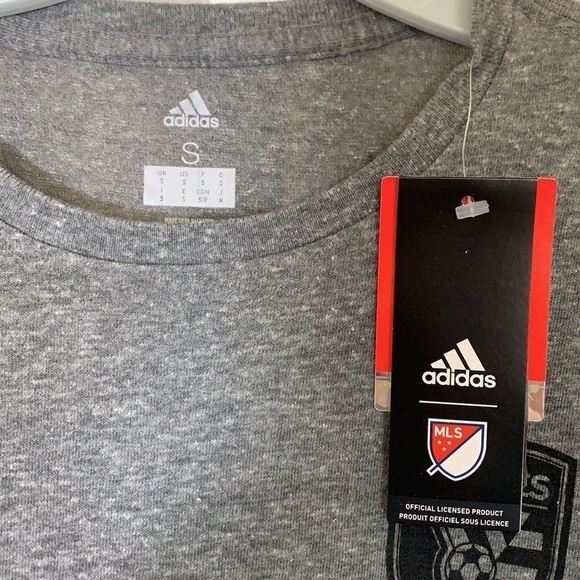 Adidas Official Licensed MLS San Jose Earthquakes Grey Tee Sz Small NWT - Picture 2 of 5